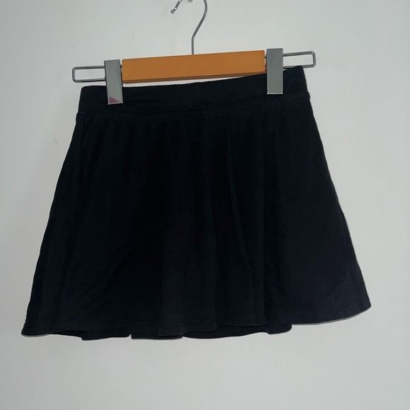Childrens Place Skort - Picture 1 of 3